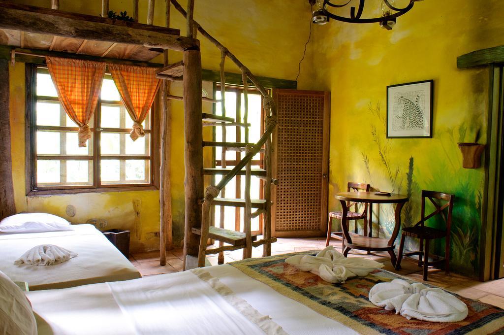 Takalik Maya Lodge El Asintal Exteriör bild